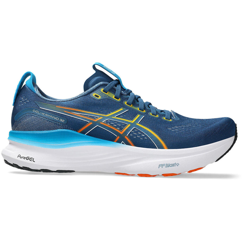 Running shoes Asics model 1011C052-404 for man