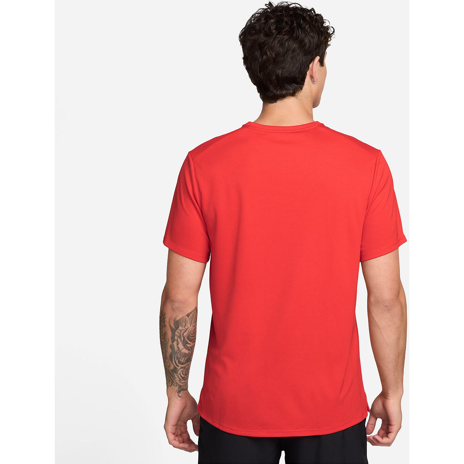 Herren T-Shirt M NK DF UV MILER SS 2/5