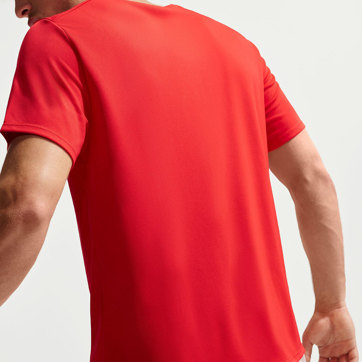 Herren T-Shirt M NK DF UV MILER SS 4/5