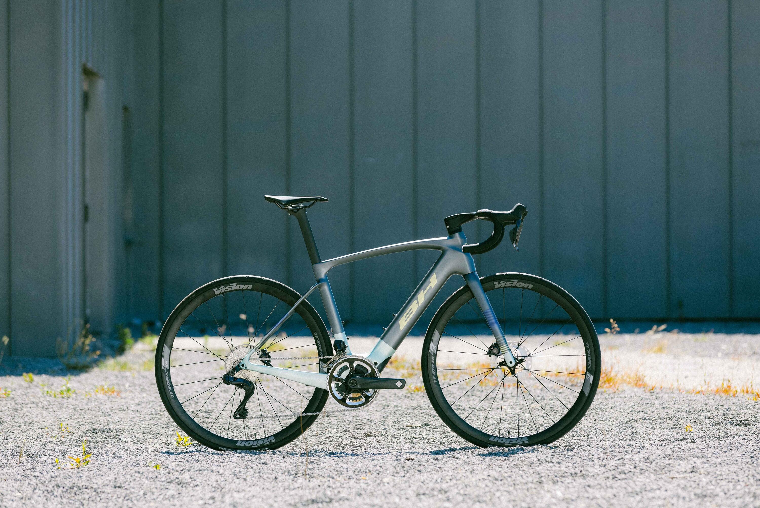 Bicicleta eléctrica carretera Bh Irs1 Carbon 1.6 (2026)gris-amarillo 2/4