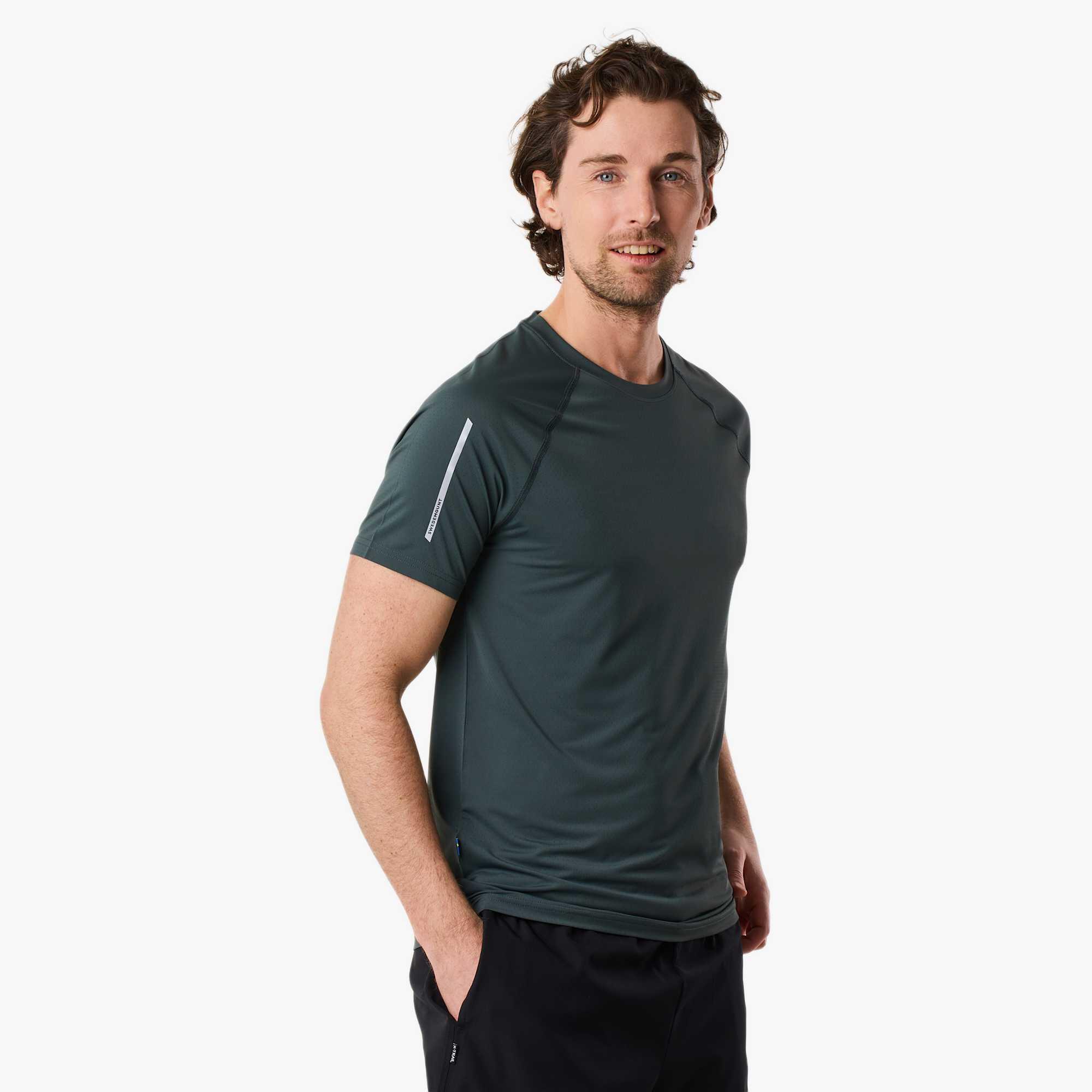 Herren Training Synthetik-T-Shirt Schnelltrocknend Core 4/9