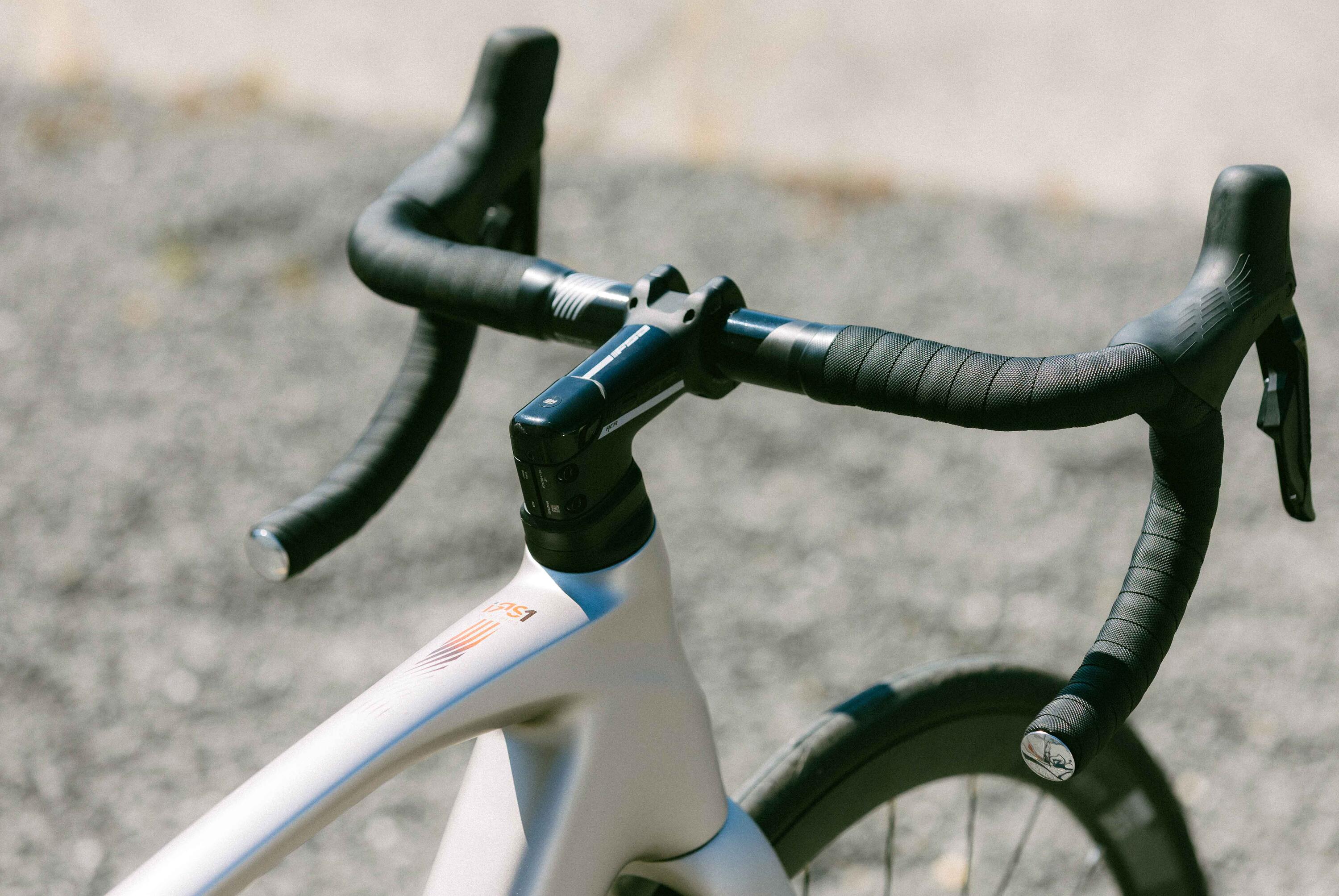 Bicicleta eléctrica carretera Bh Irs1 Carbon 1.5 (2026)gris-naranja 2/4