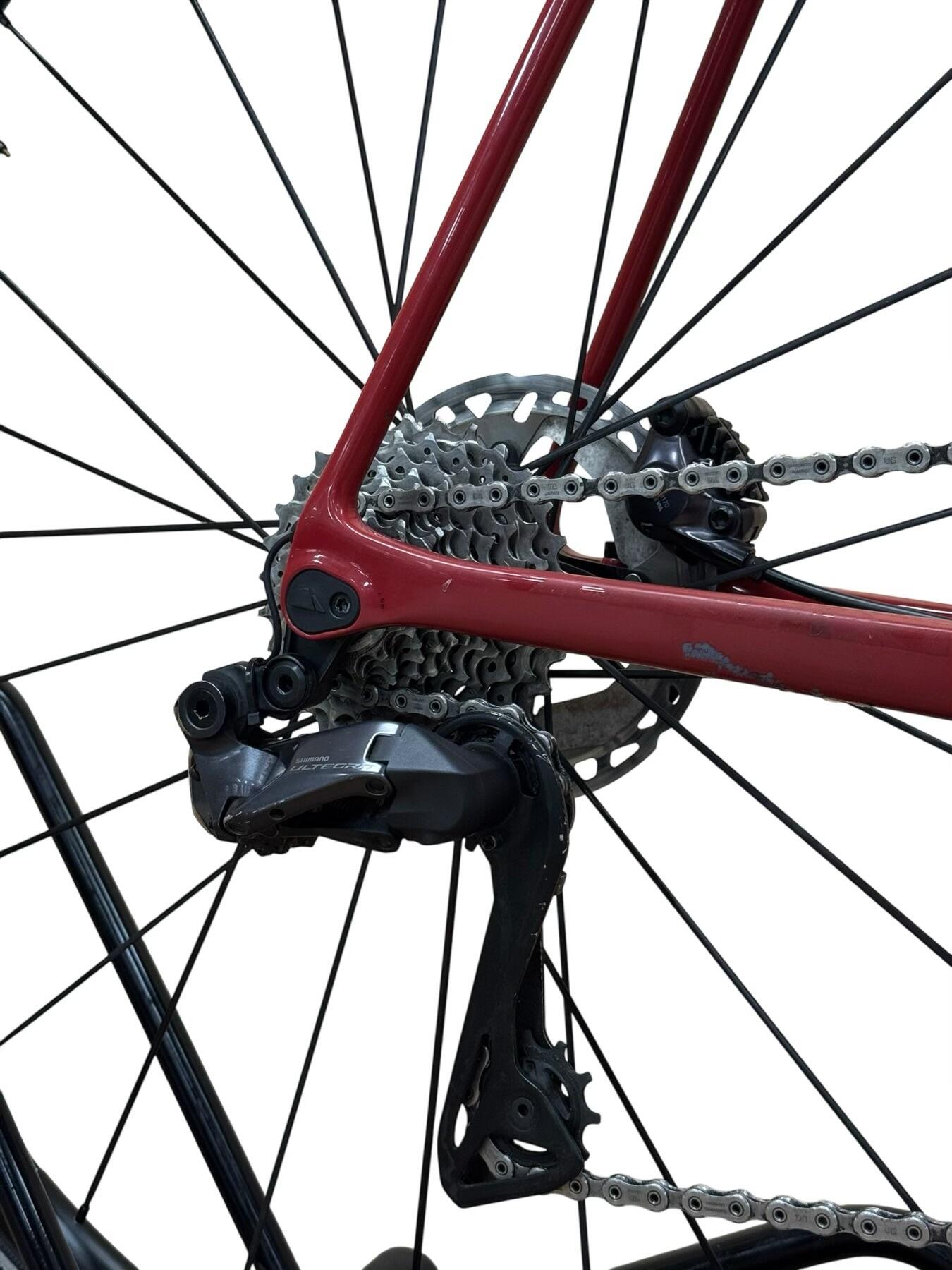 Refurbished - Racefiets Canyon Ultimate CF SL 8 Disc Di2 Shimano - Zeer goed 6/7