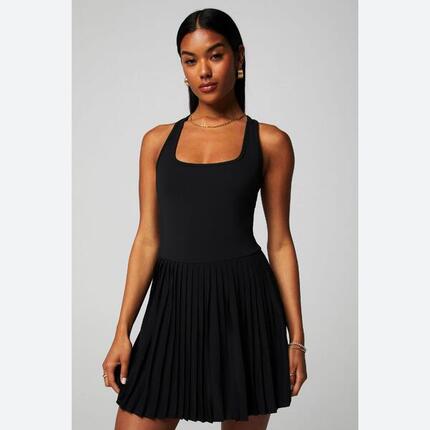 Robe Pour Femme Hot Shot Pleated Classic Mini Dress Avec Soutien-Gorge Intégré
