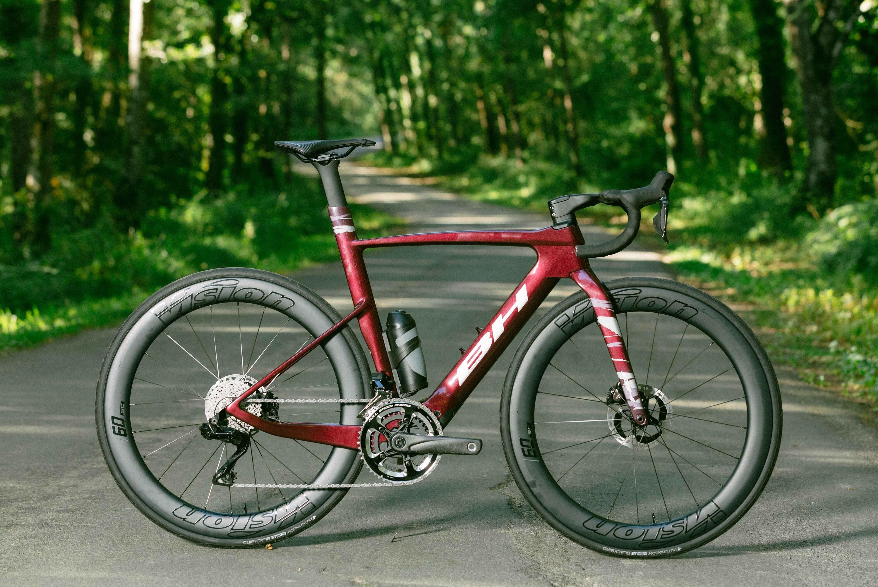 Vélo Elétrico de Estrada BH Bikes Iaerolight 1.9 2/4