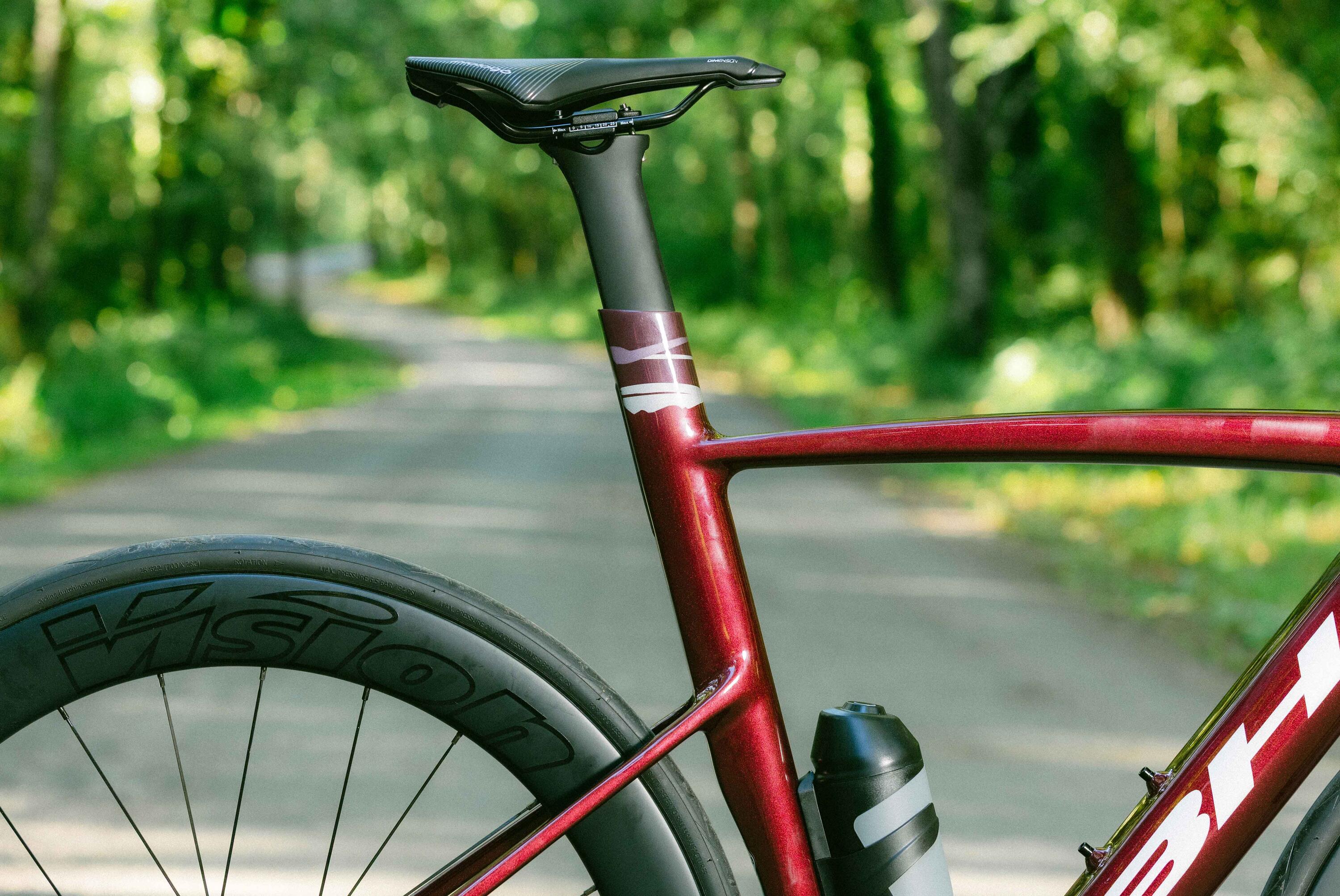 Vélo Elétrico de Estrada BH Bikes Iaerolight 1.9 4/4
