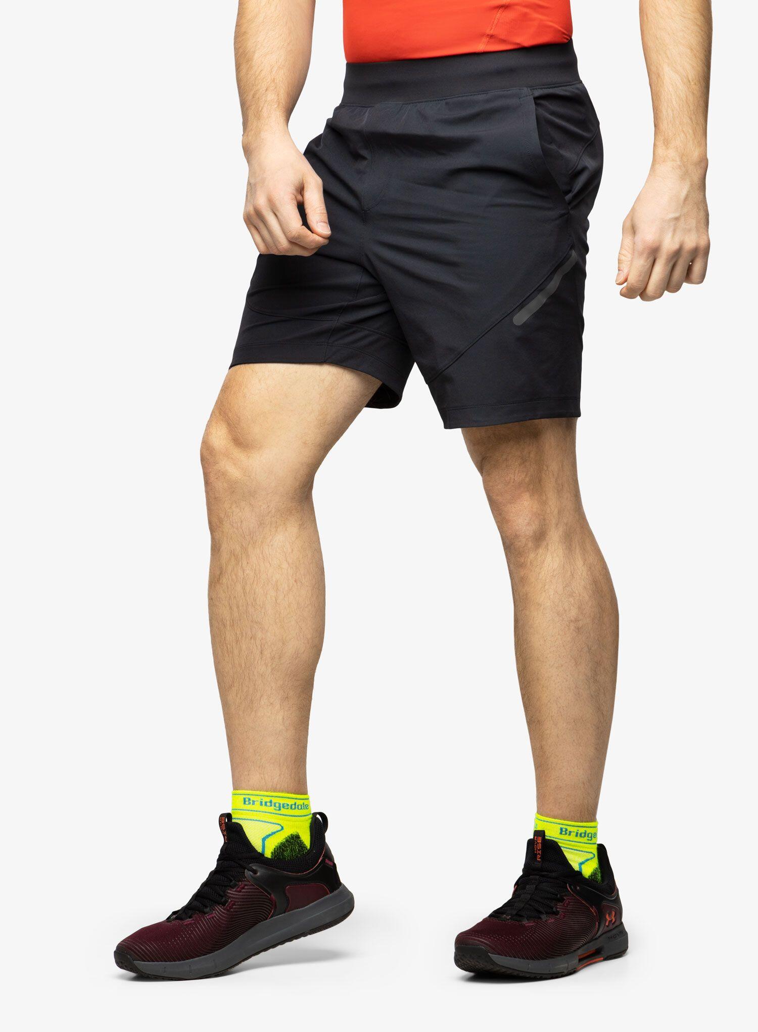UNDER ARMOUR picture