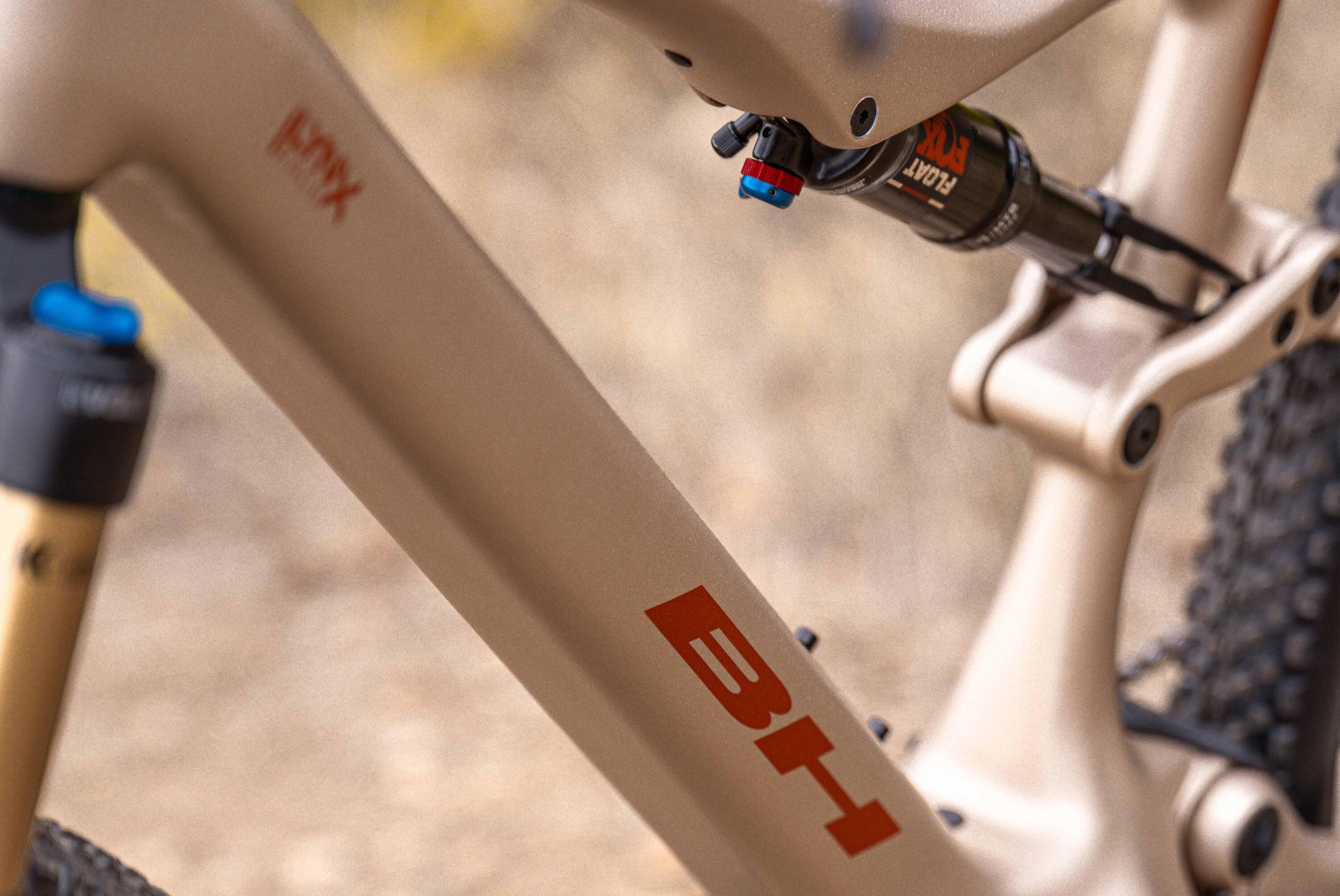 Bicicleta eléctrica Bh Ilynx Race Carbon 7.8 (2026)naranja 3/4