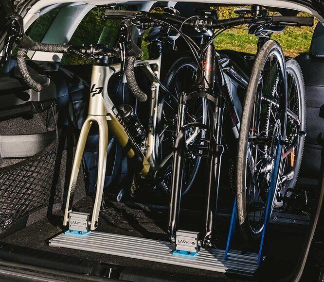 PORTE-VÉLOS INTÉRIEUR VOITURE EASYIN CLASSIC 4 VÉLOS 3/6