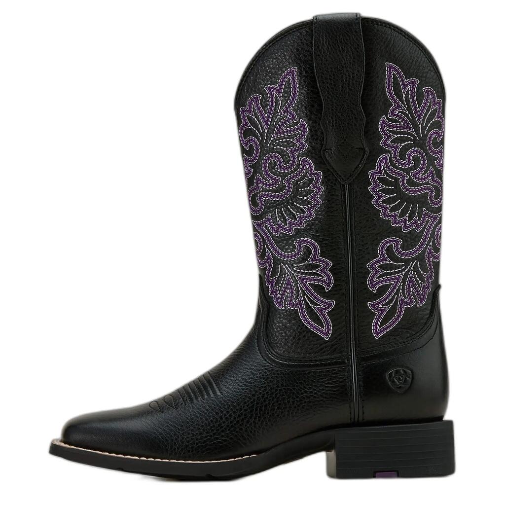 Women's stretchy western boots with a square toe Ariat Round Up
