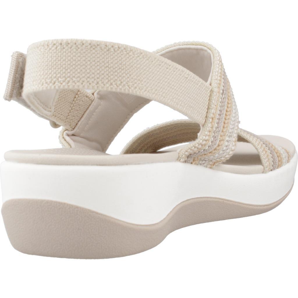 Clarks Modelo Arla Stroll Cor Bege 3/5