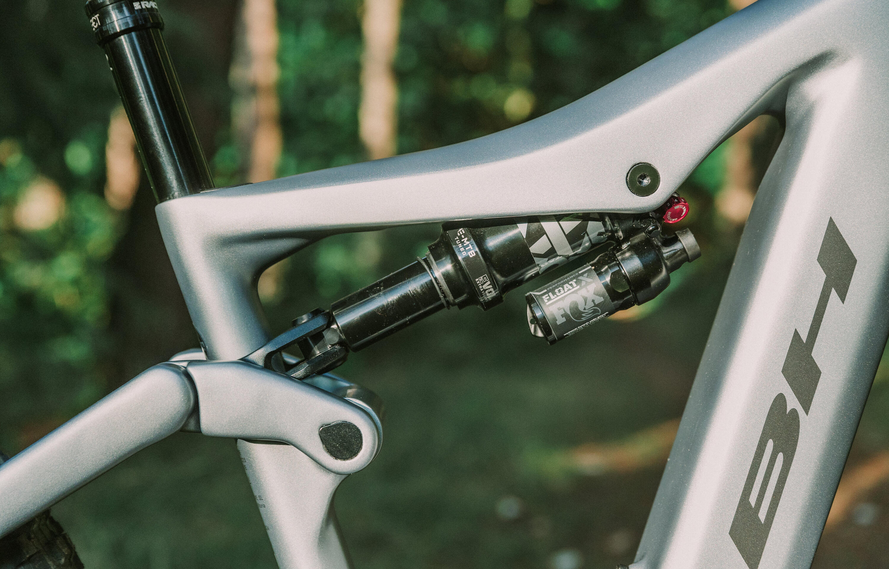 Bicicleta eléctrica Bh Atomx Lynx 9.8 (2025)gris-negro 2/4