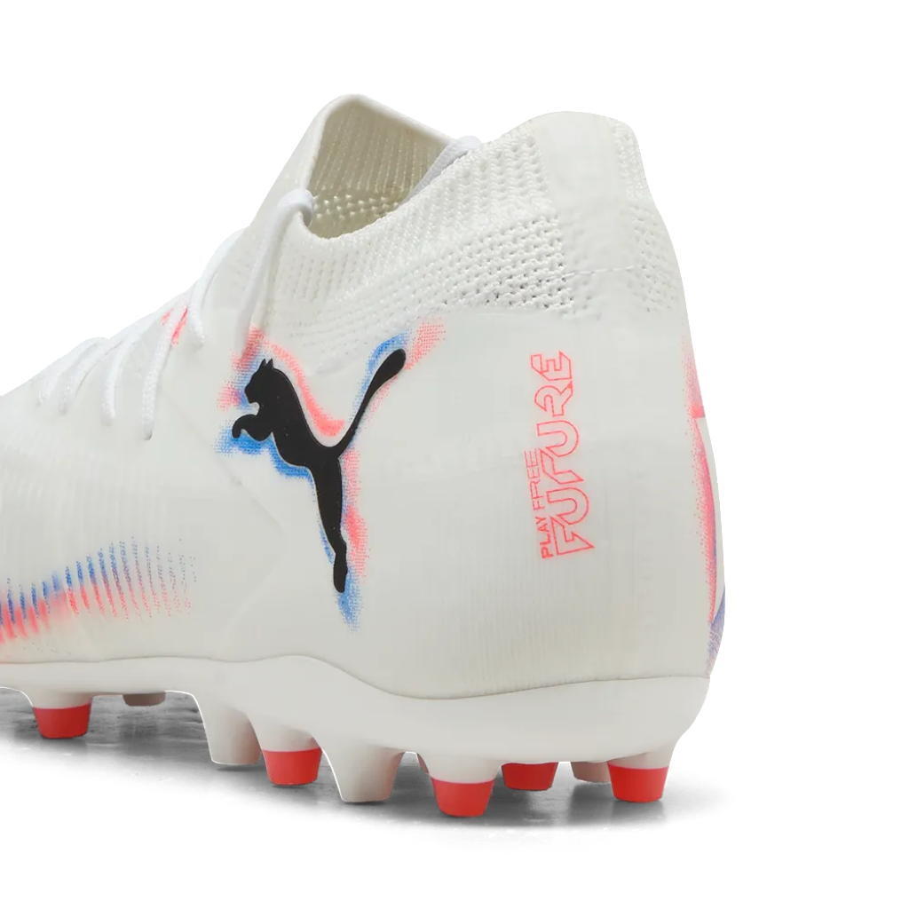 Scarpe da calcio Puma modello Future 8 Match MG per uomini 3/7