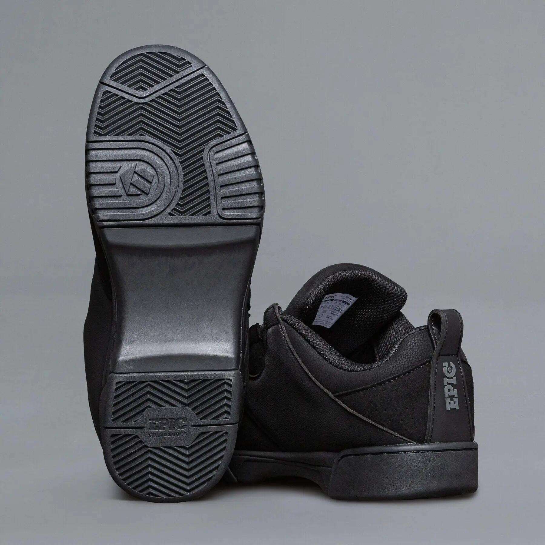 Chaussures de Skateboarding Epic Brands Low Raven 4/5