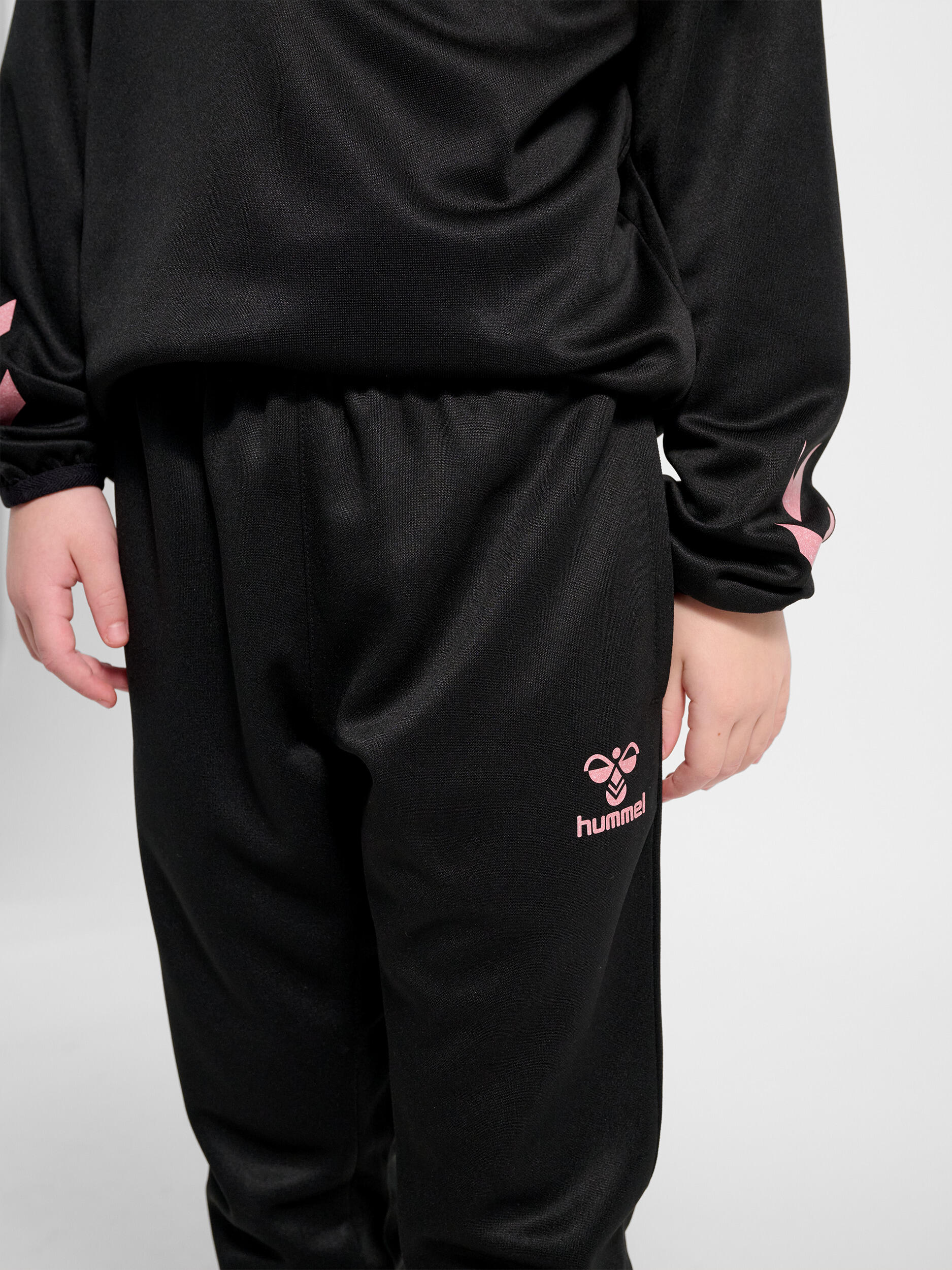 Pantaloni da allenamento per bambini Hummel Shimmer 5/7