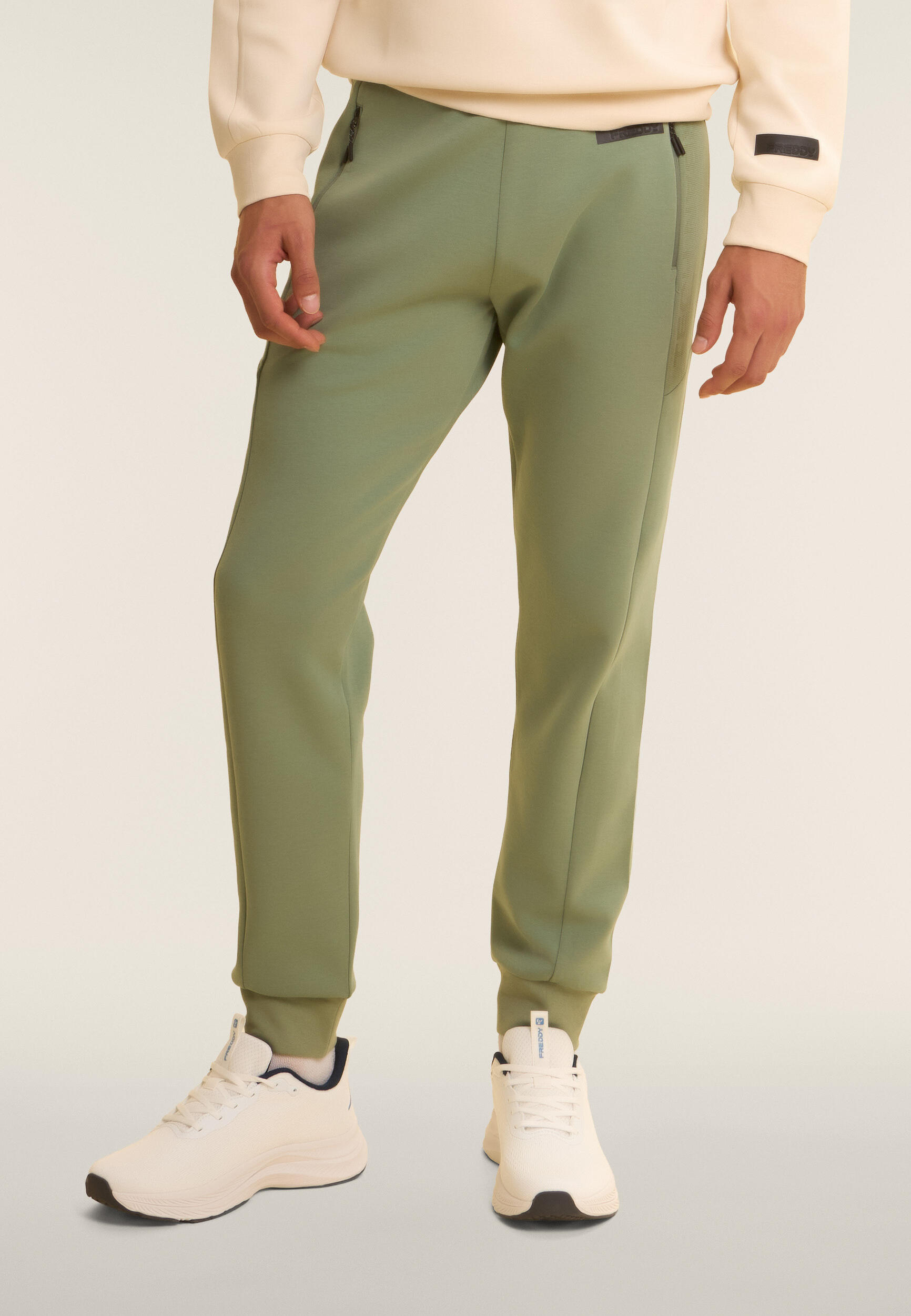 Pantalon en tissu interlock avec cordon de serrage et bas côtelé 2/4