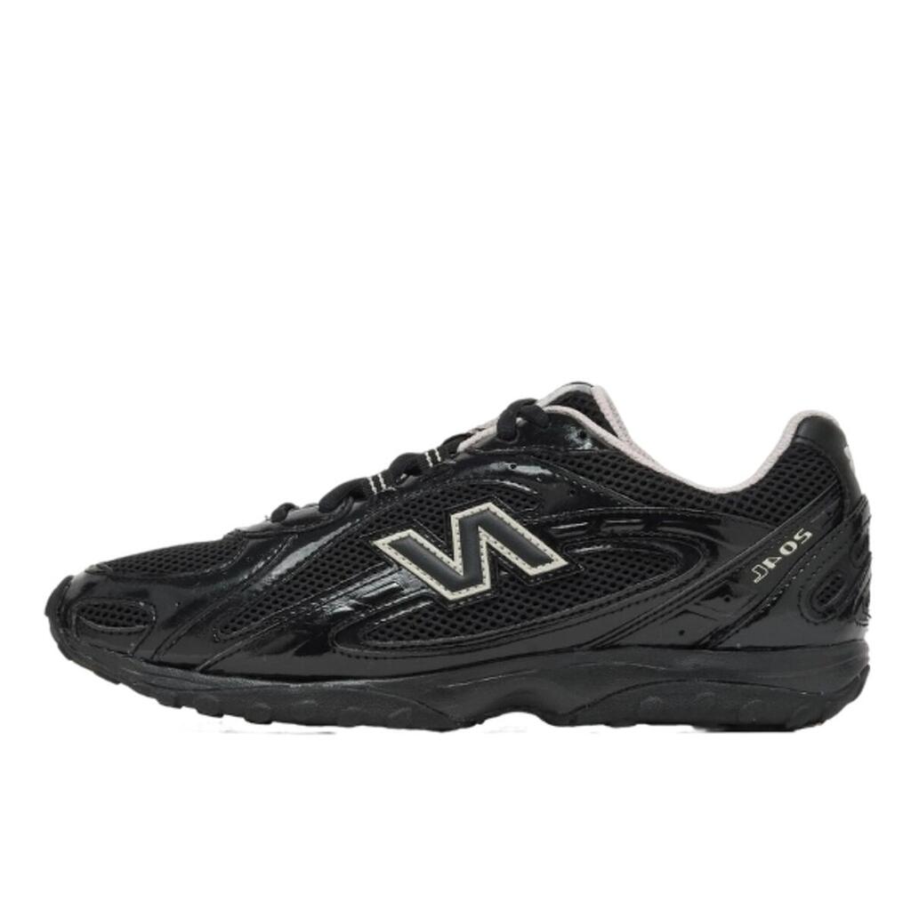 Shoes  204L Black Timberwolf