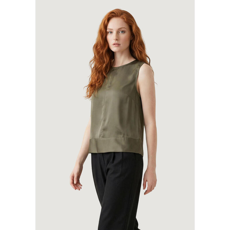 5ce83e76-9c1c-438f-b721-baabca7f504e_c196