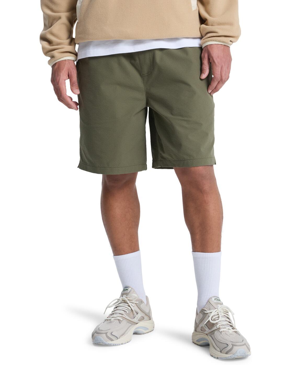 vert olive foncé