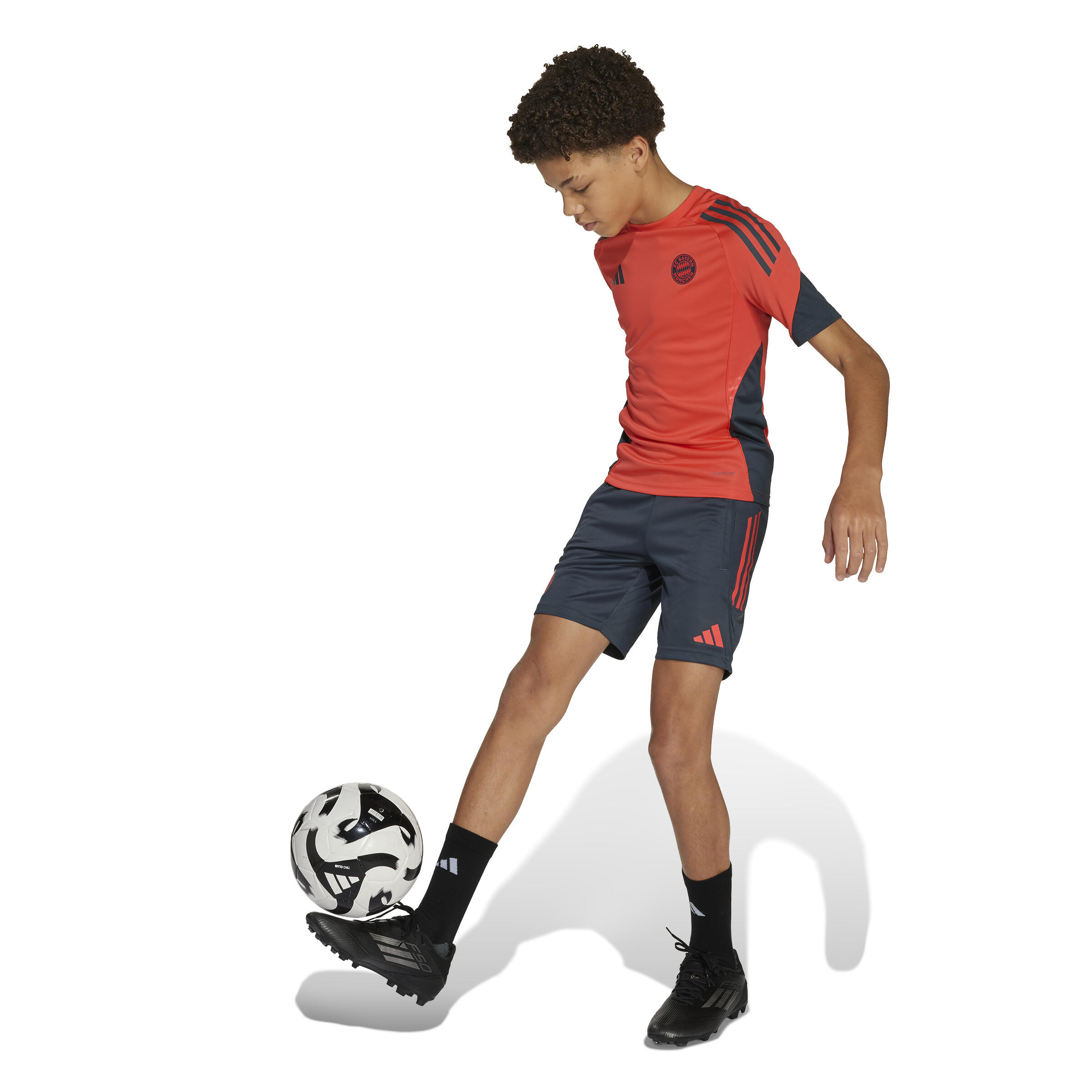 Bayern München Trainingsshort für Kinder 2025/26 5/7