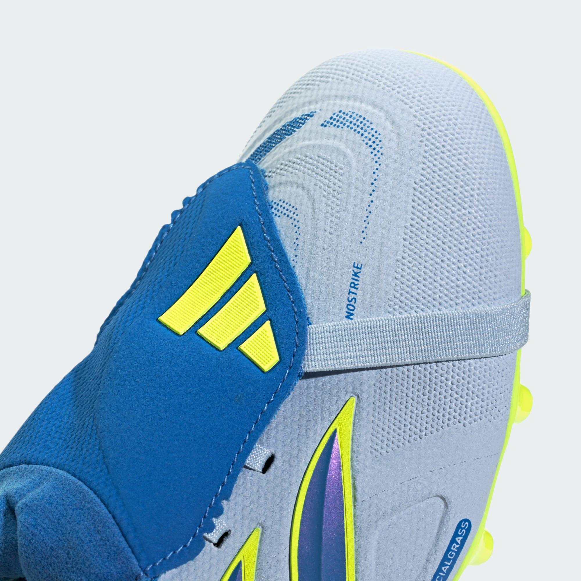 Scarpe da calcio PREDATOR LEAGUE con linguetta ripiegabile per superfici in erba 5/7