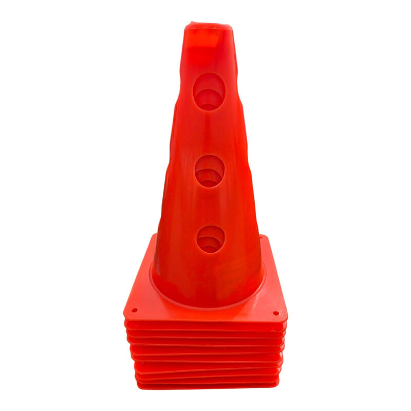 Set 10 conuri antrenament Sportech, 30 cm, cu găuri, portocalii