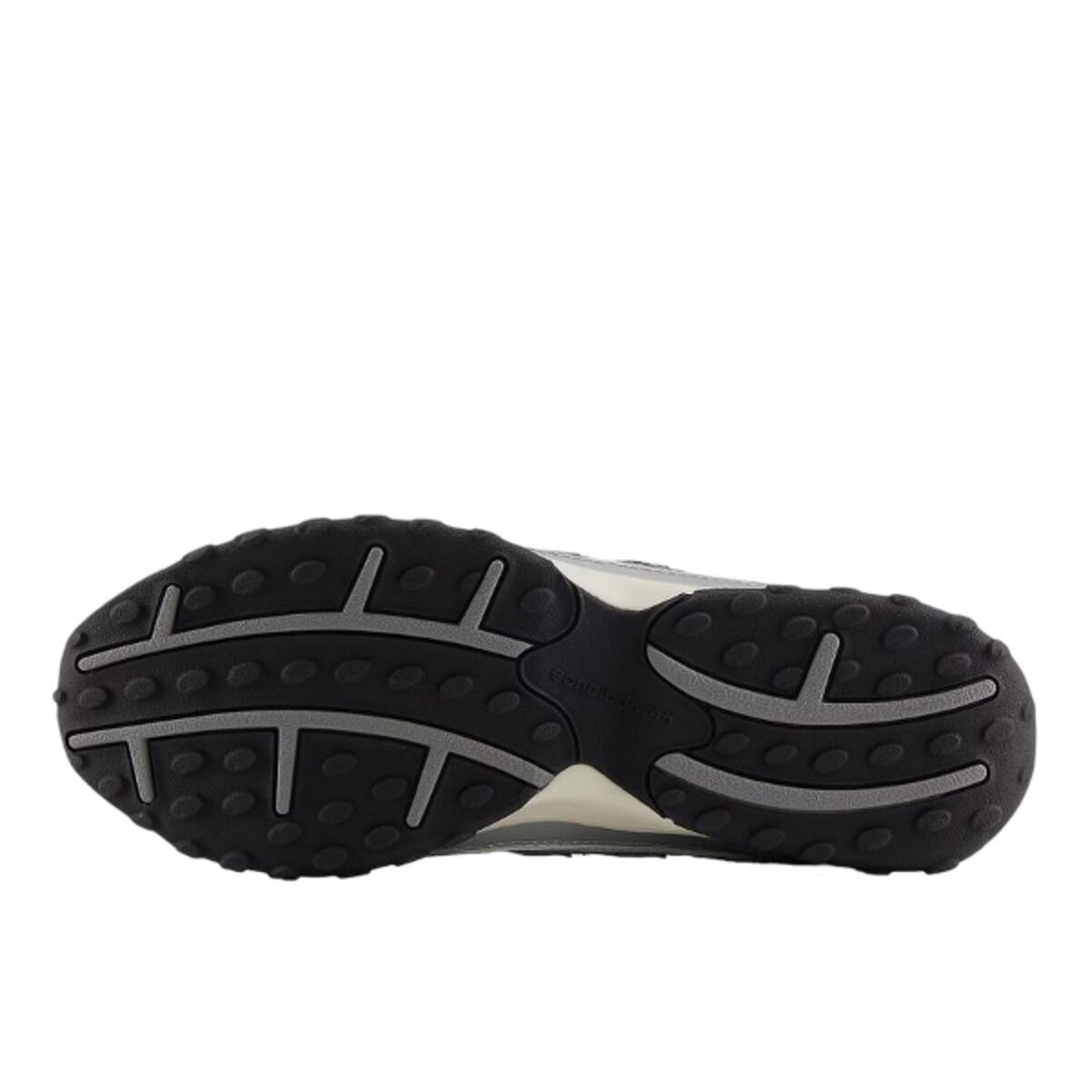 Chaussures  204L Silver Metallic Black 3/4