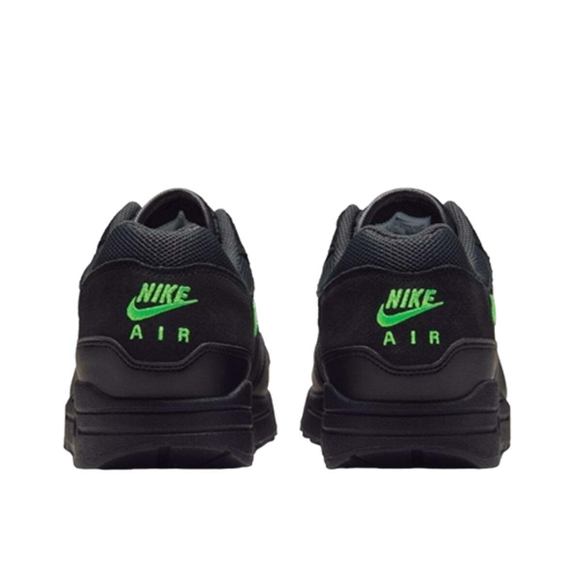 Chaussures  Air Max 1 Essential Black Green Strike 3/4