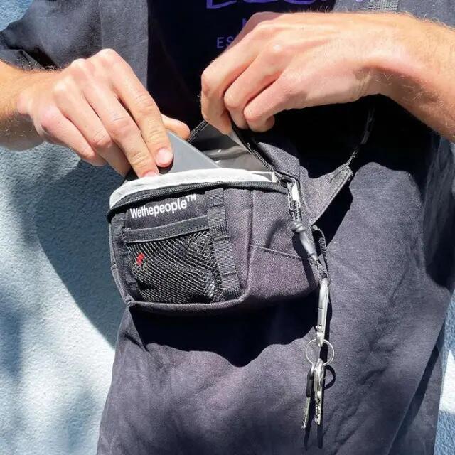 Bauchtasche Wethepeople Street Pack 3/4