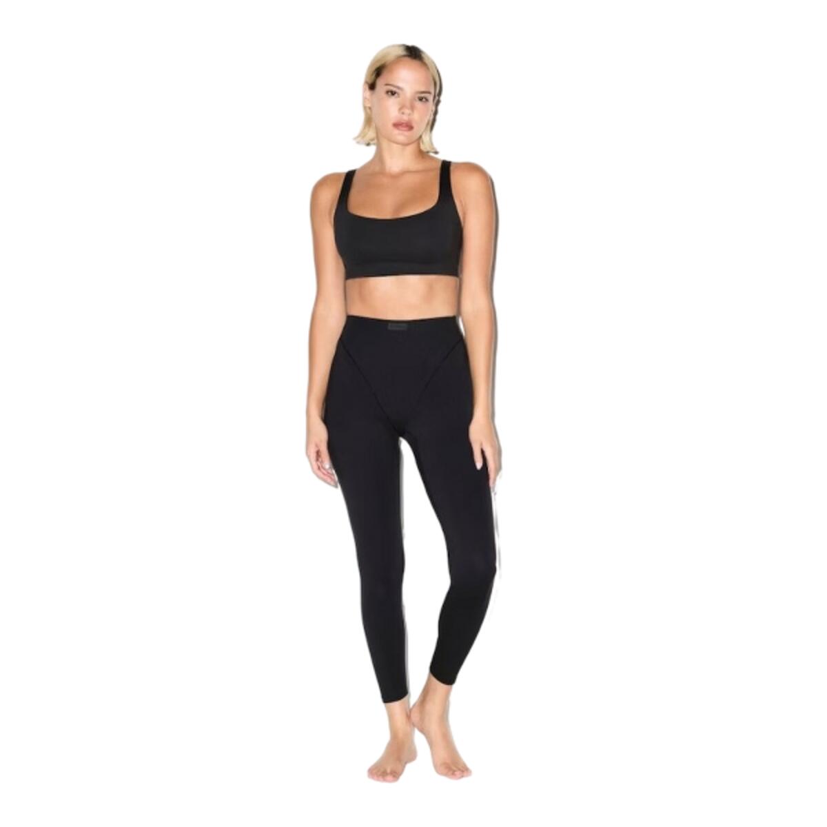 x SKIMS Women's Weightless Layers V-Line 26' Legging Obsidian 2/5
