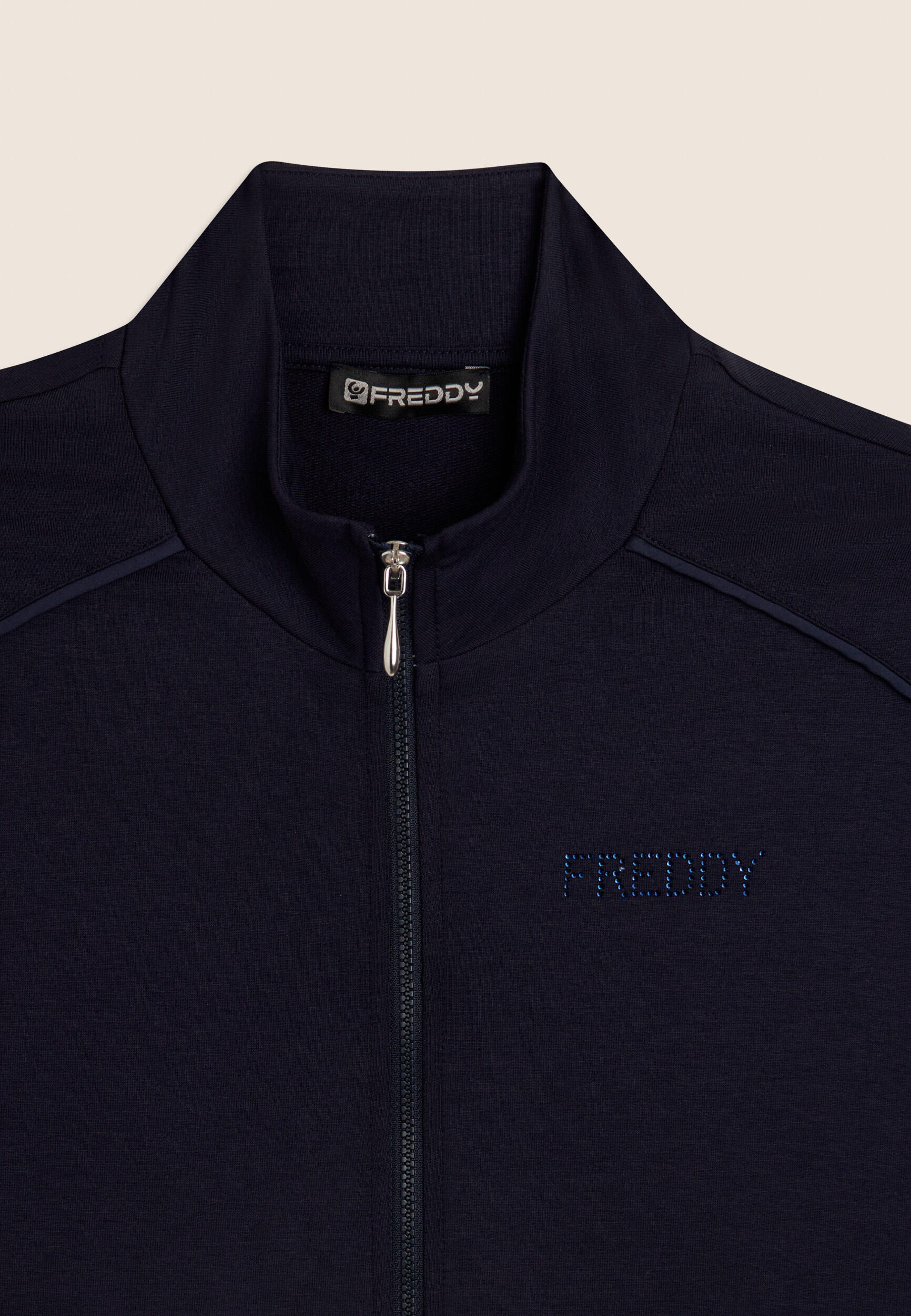 Sudadera de cremallera y bajo asimétrico con logotipo FREDDY de strass 3/3