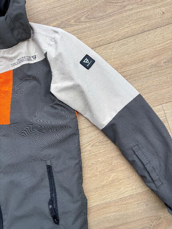 Entre Particuliers - Veste de ski Brunotti taille 152 2/5