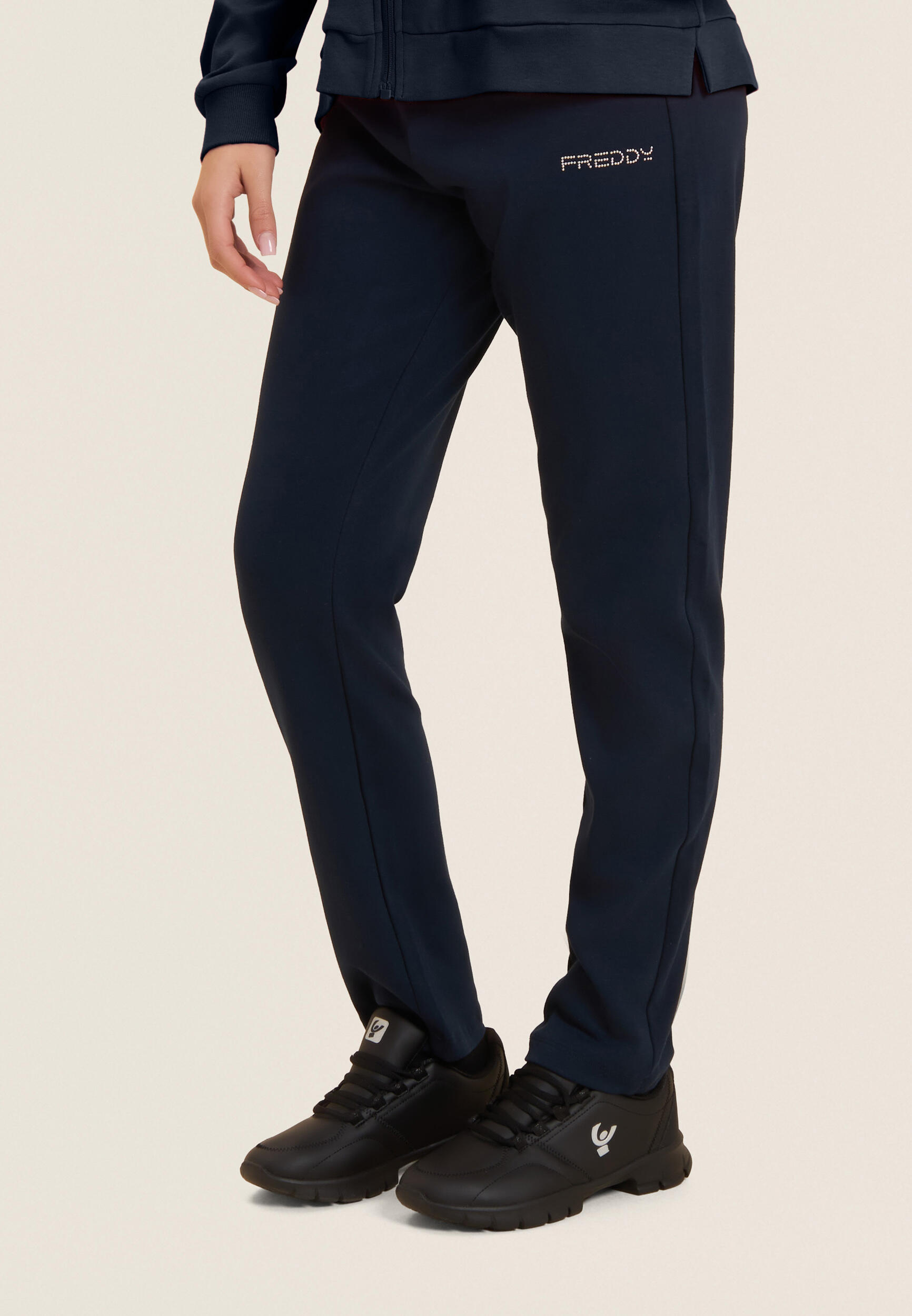 Jumpsuit met ritssluiting en hoge kraag, logo met parels op de mouw 4/5