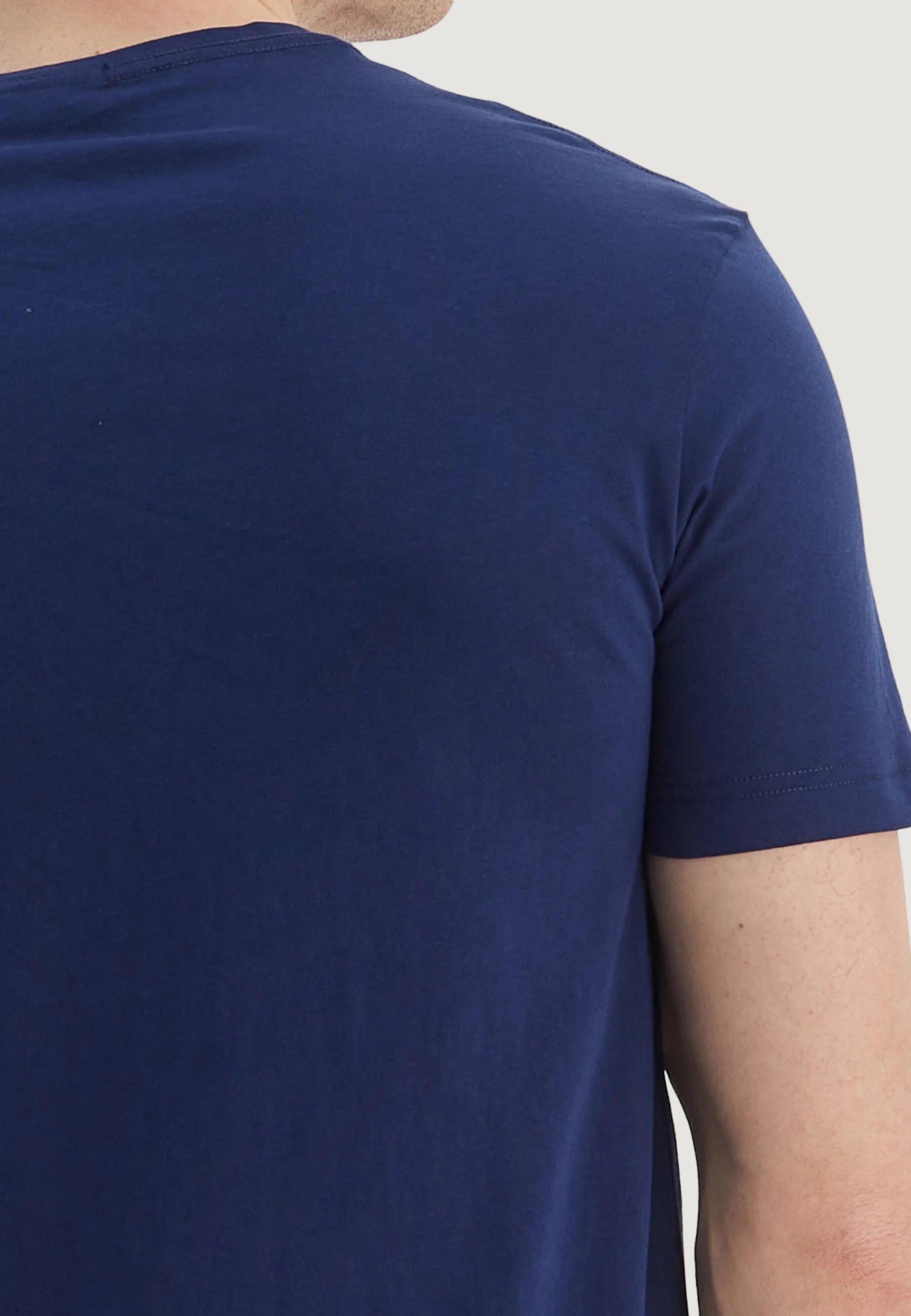 T-shirt maniche corte Uomo REG SHIELD SS T-SHIRT Blu marine 4/5