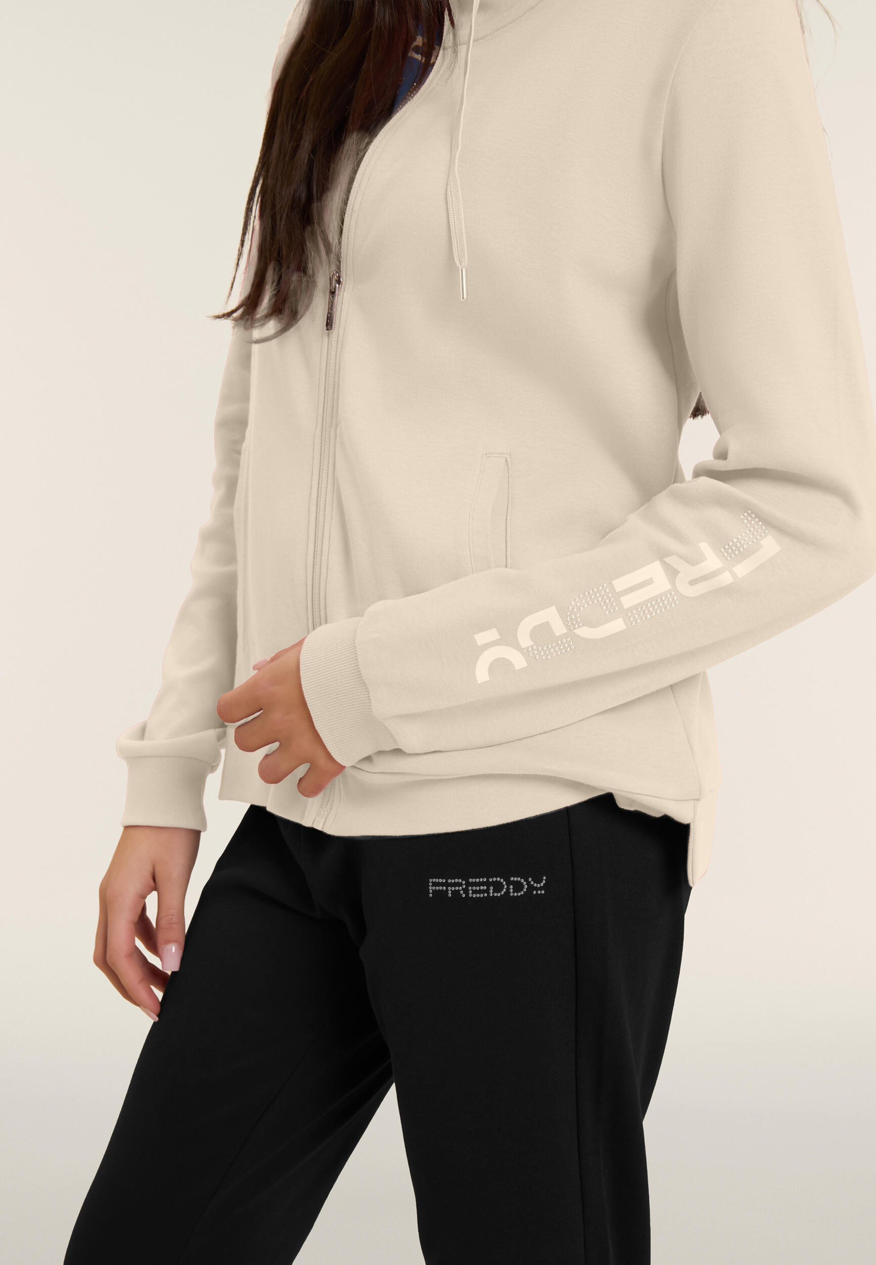 Jumpsuit met ritssluiting en hoge kraag, logo met parels op de mouw 5/5