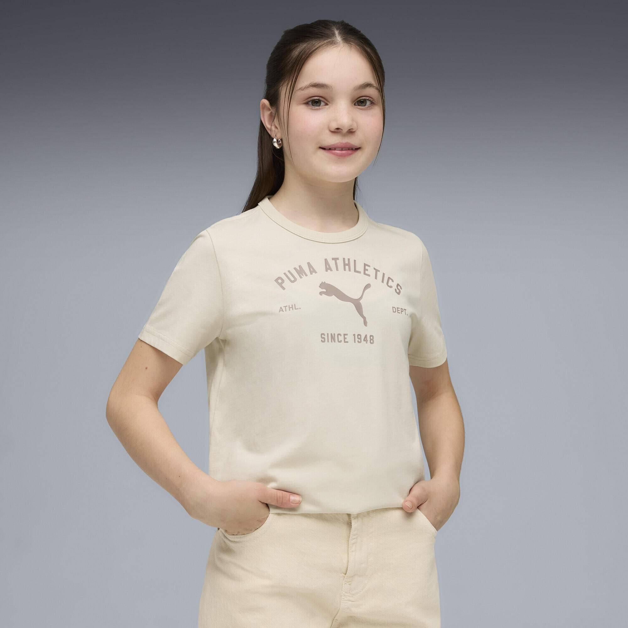 Młodzieżowa koszulka PUMA Class z grafiką PUMA