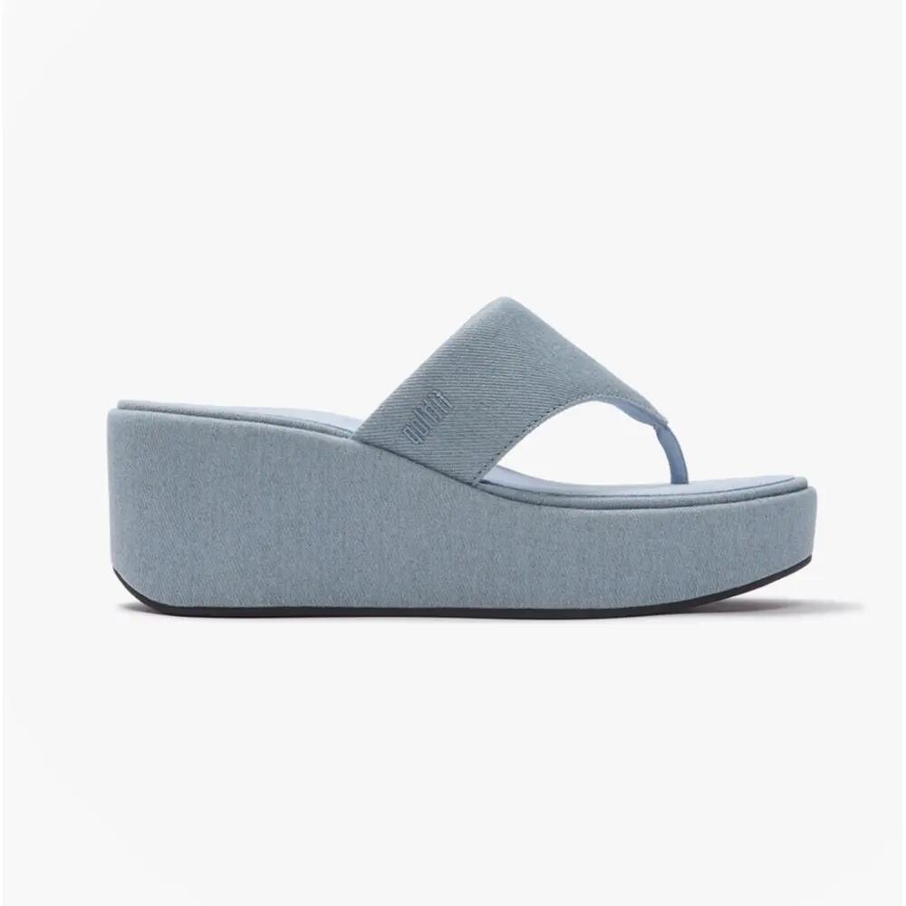 Sandales à bride avant et talon compensé en denim 1/7
