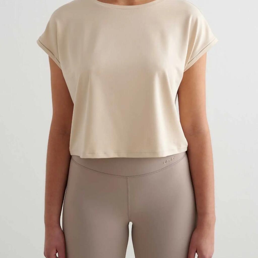 Women's Training Top Ultra-Soft Quick-Drying Soft Basic Roll Sleeve Beige