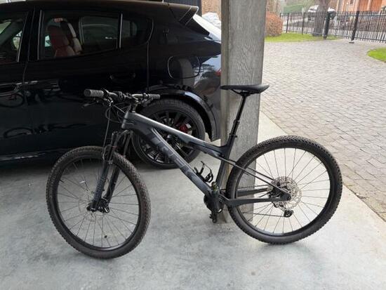Entre Particuliers - TREK E- CALIBER 9.6 satin Gris Lithium/Noir Trek
