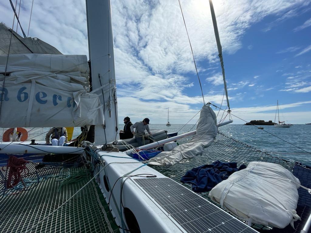 DECATHLON TRAVEL picture