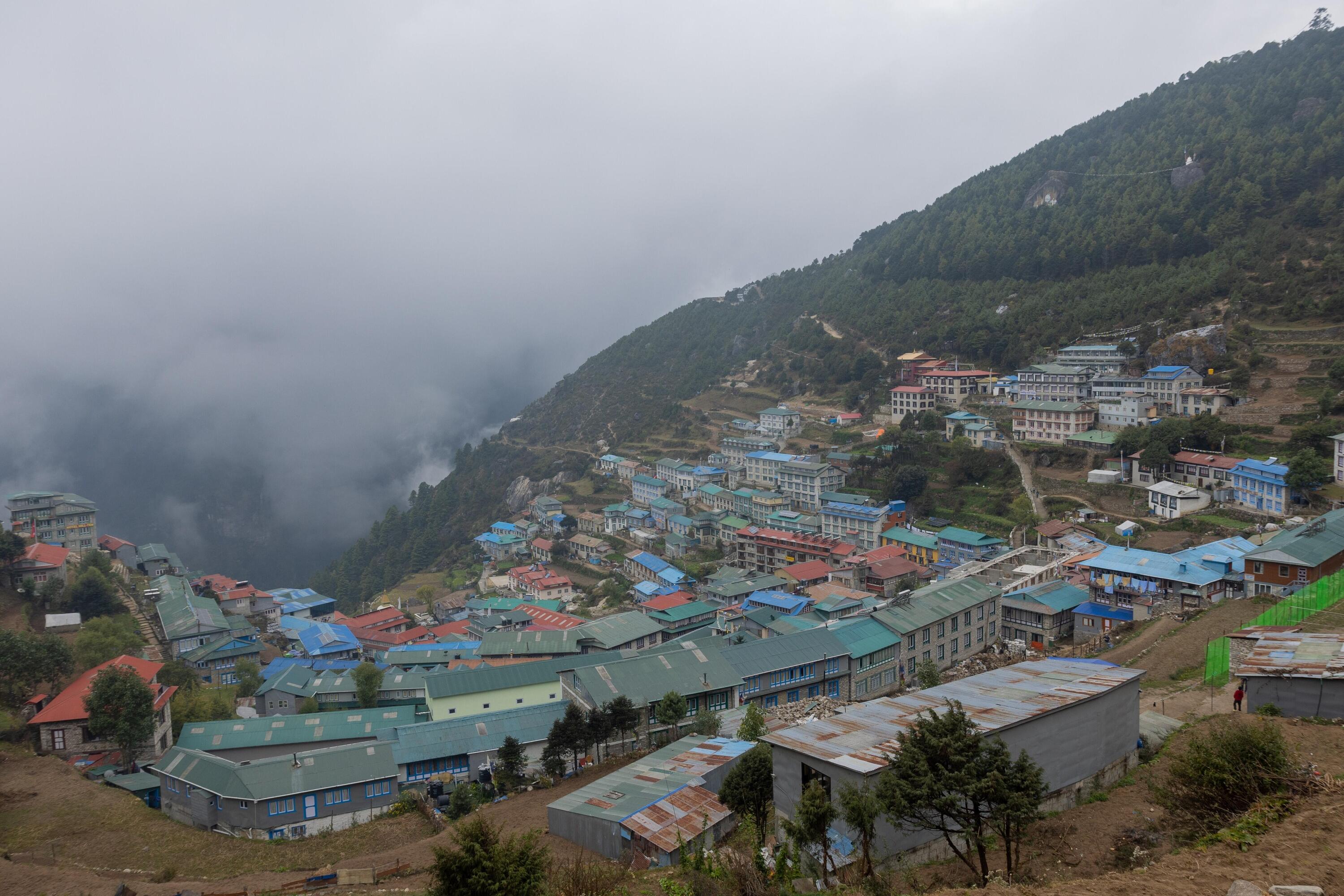 DECATHLON TRAVEL picture