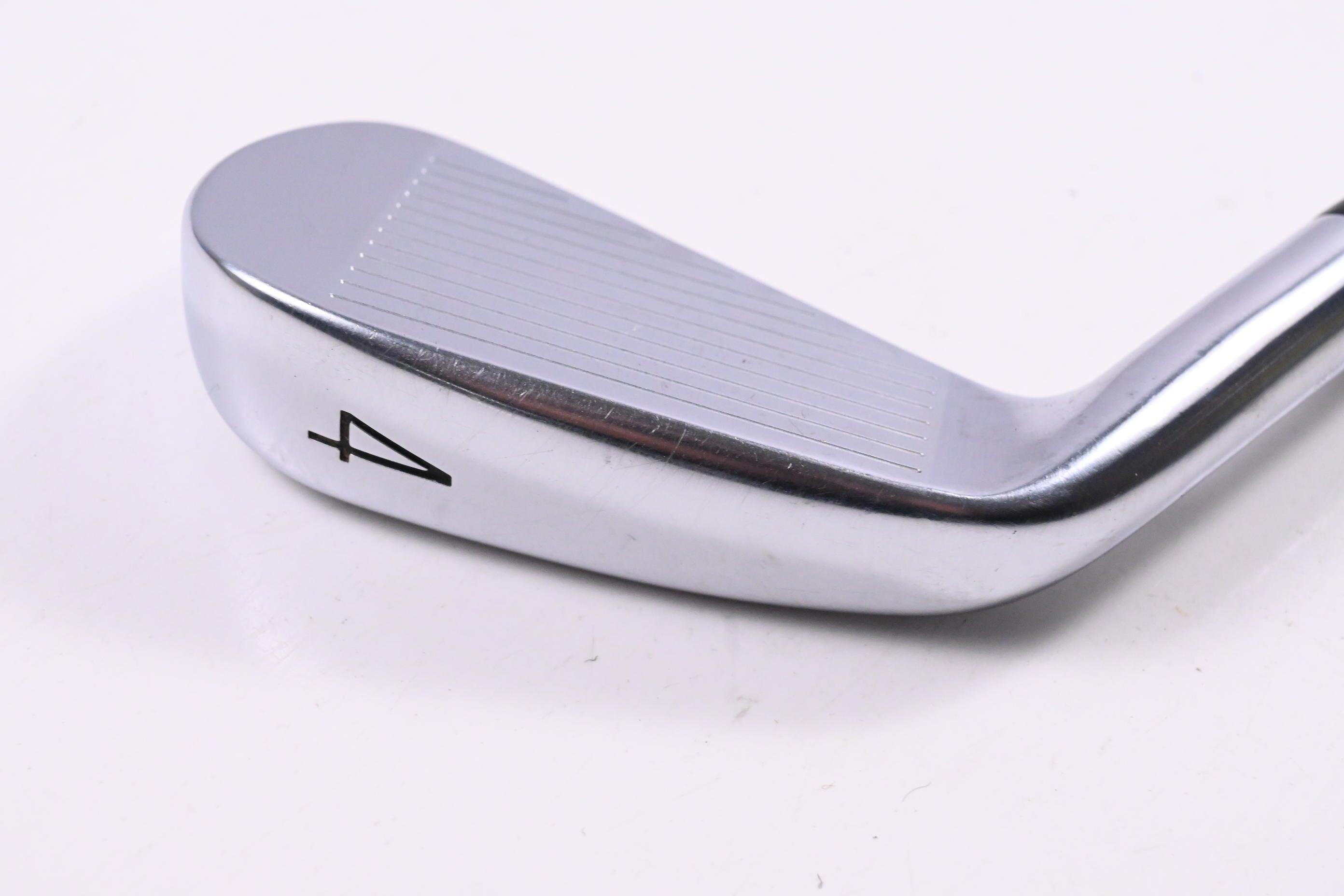 Titleist T200 Utility 2023 #4 Iron / 22 Degree / X-Flex AMT Titleist T200 Utility 2023 #4 Iron / 22 Degree / X-Flex AMT