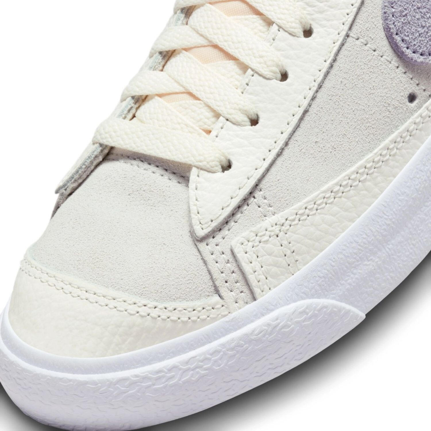 Chaussures de marche pour femmes Nike Blazer Mid '77 6/7