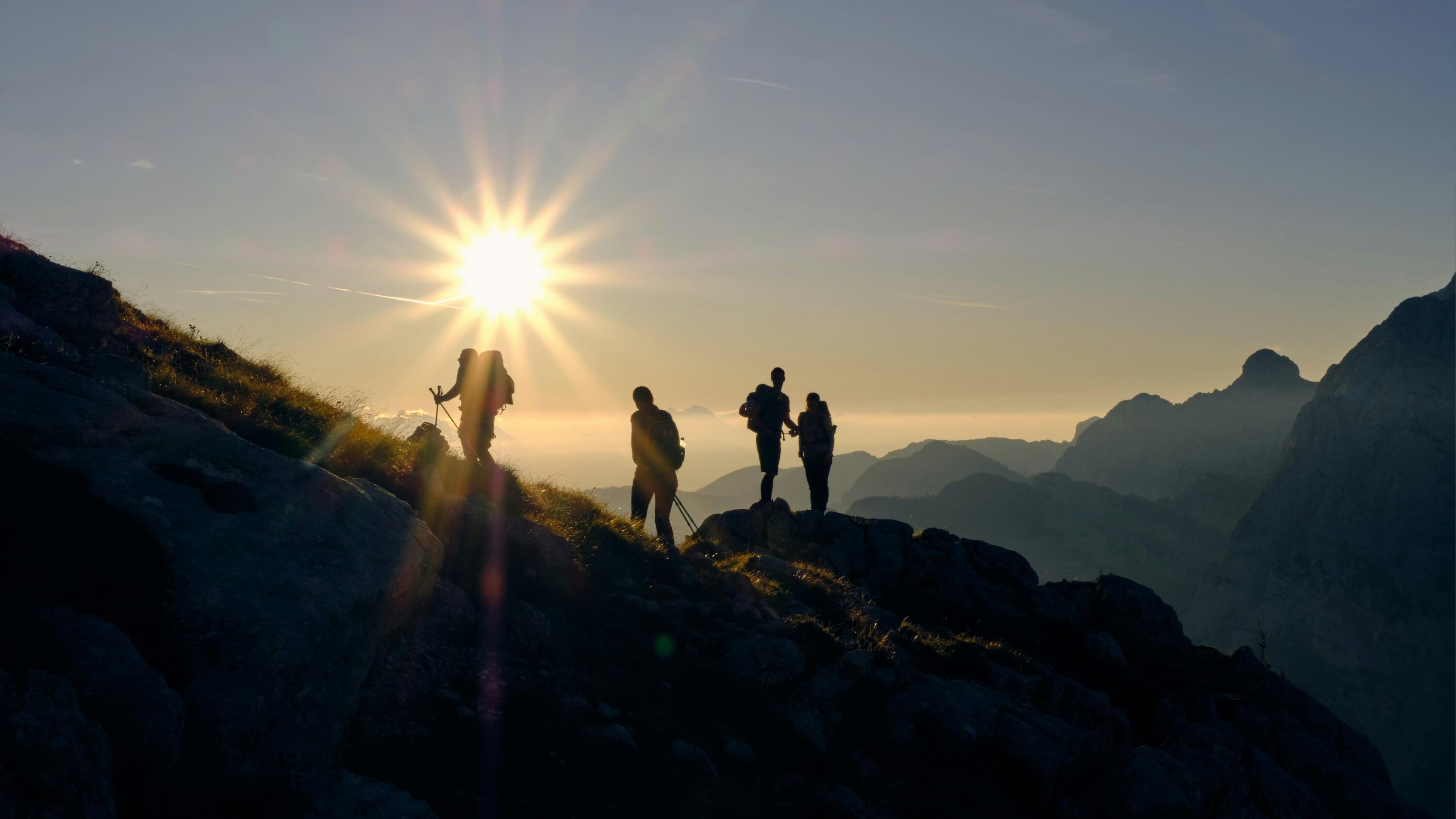 DECATHLON TRAVEL picture