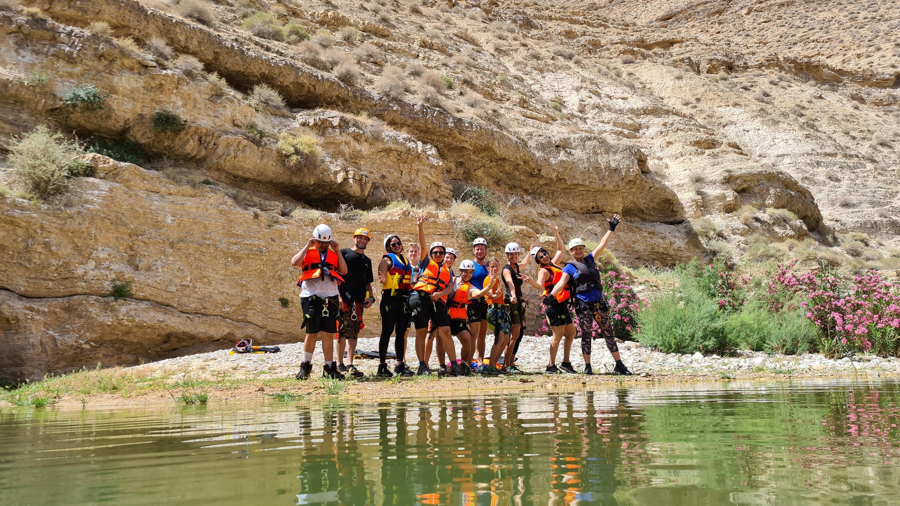 DECATHLON TRAVEL picture