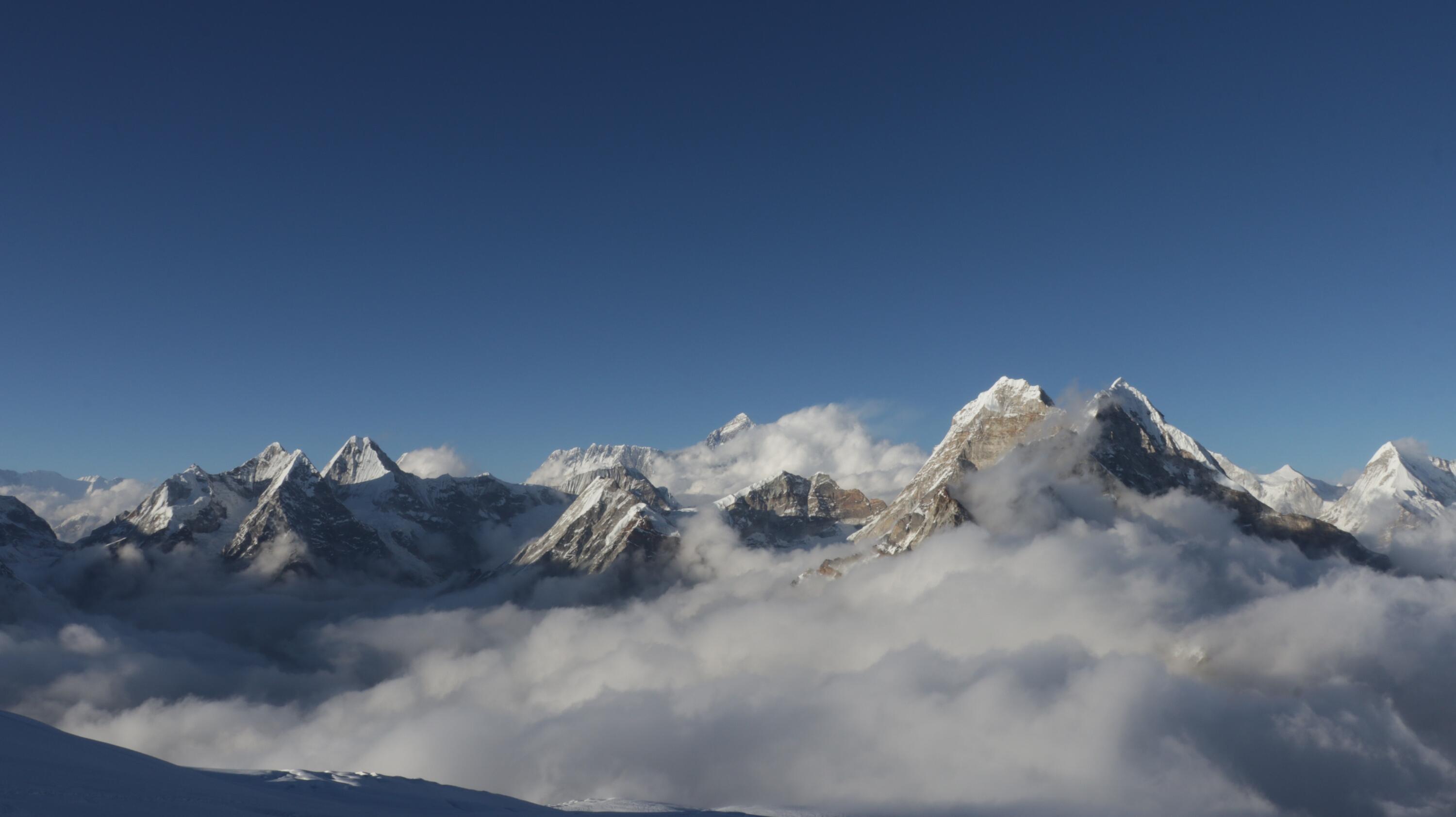 DECATHLON TRAVEL picture
