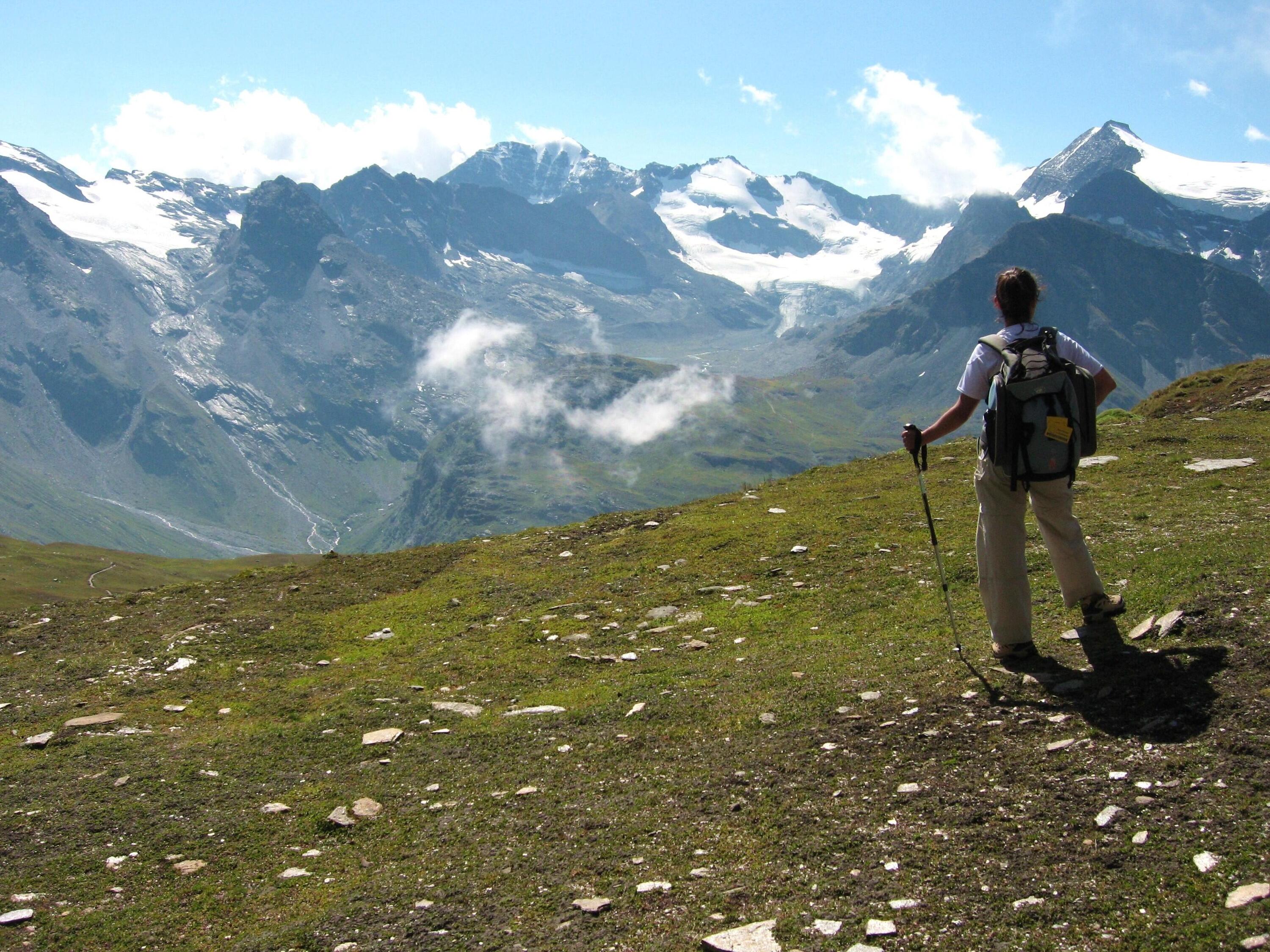 DECATHLON TRAVEL picture