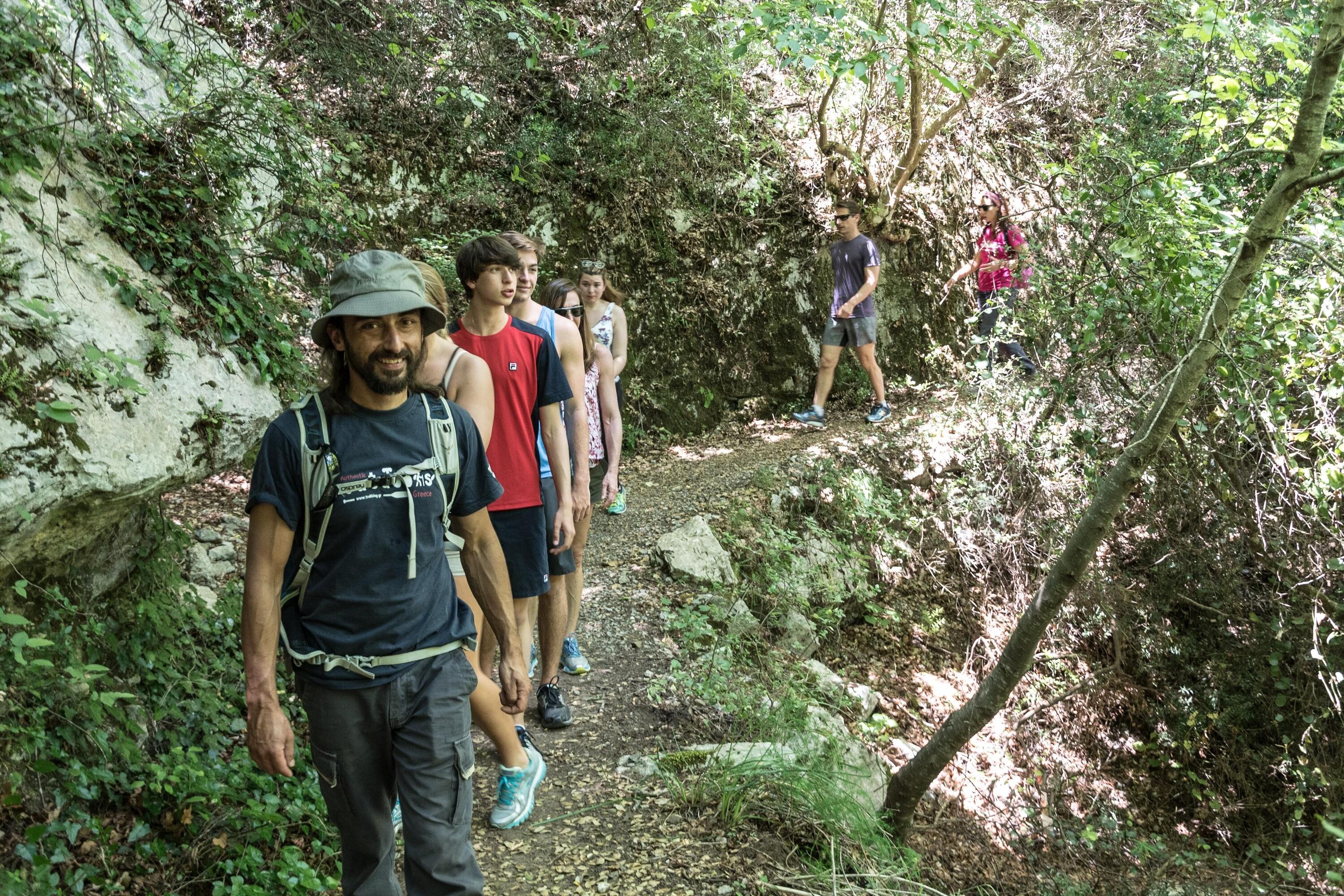 DECATHLON TRAVEL picture