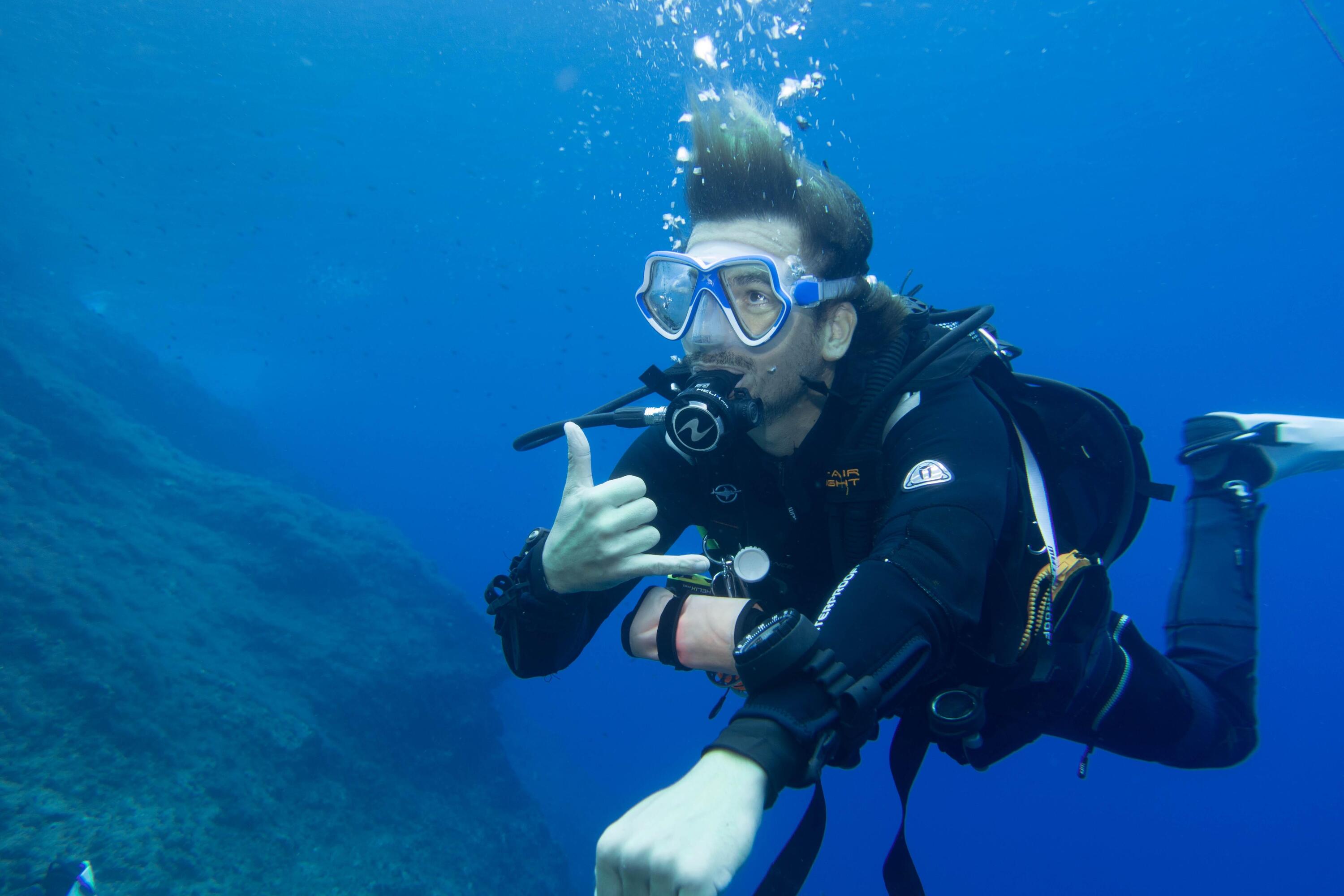 DECATHLON TRAVEL picture