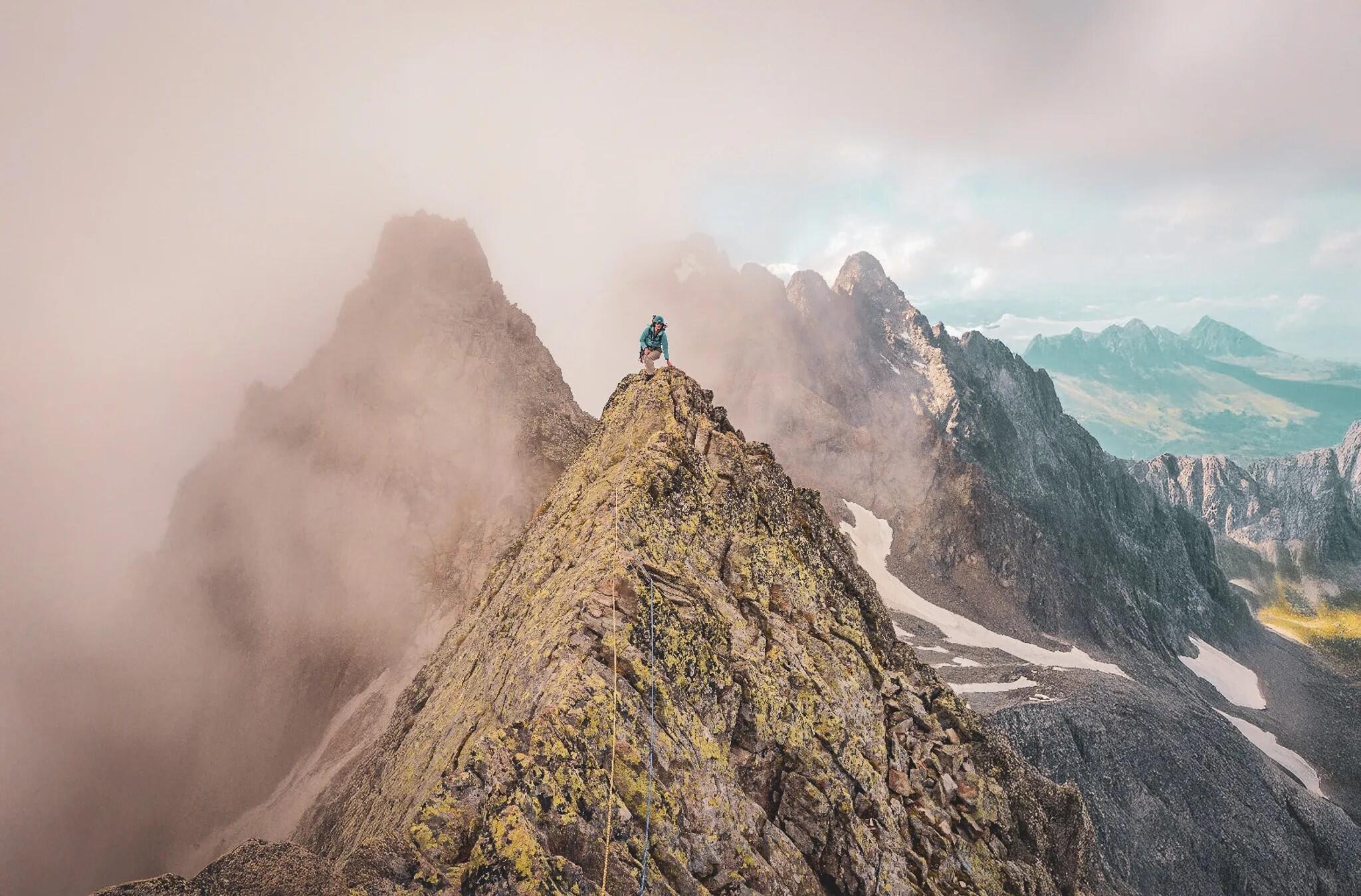 DECATHLON TRAVEL picture